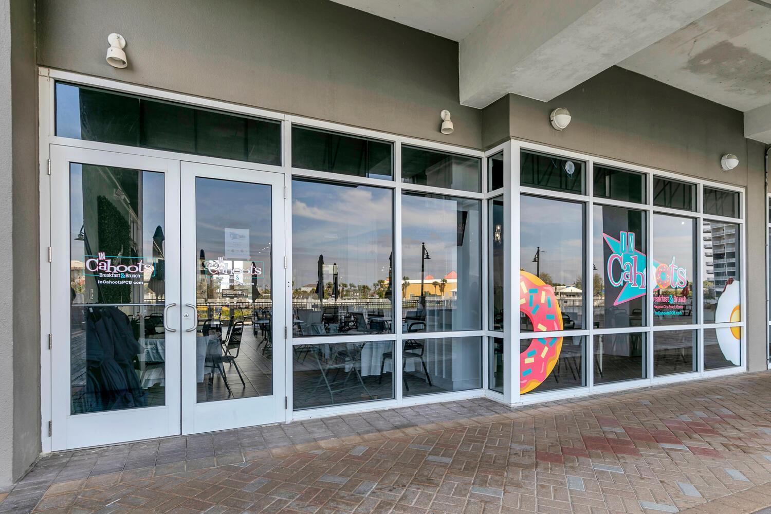 Laketown Wharf 1803 Holiday home