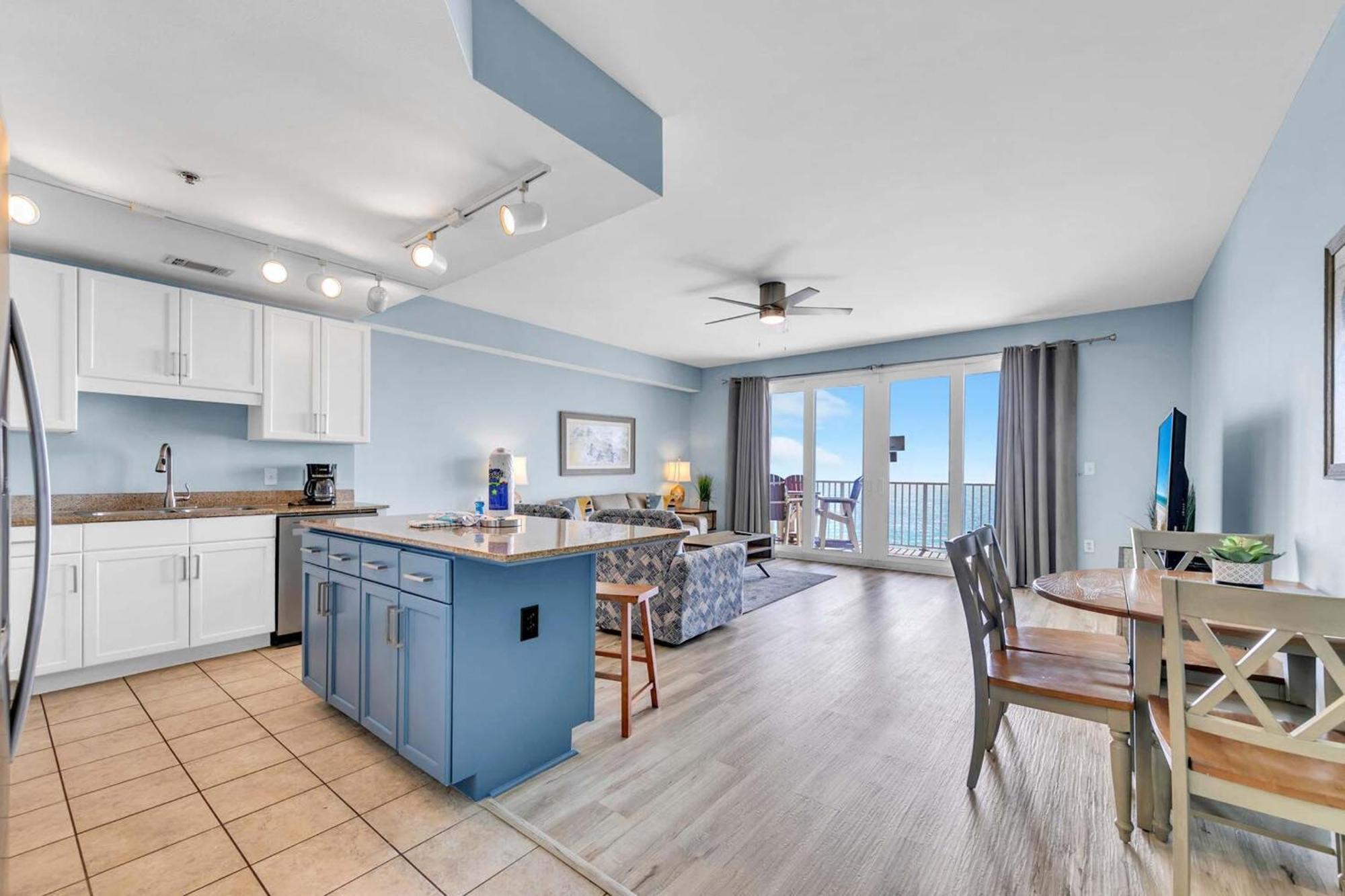 Laketown Wharf 1803 Holiday home *